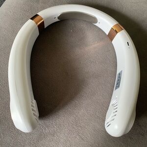 NIB Cooling Neck Fan